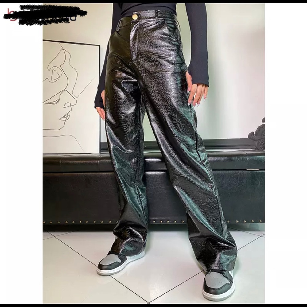 Leather pants. Size S